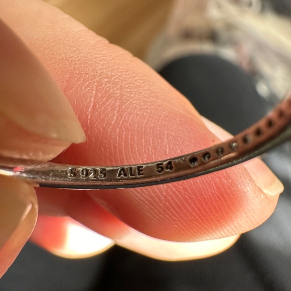 With Pandora Round Sparkle Halo 925 Silver ring size 7.5 - Picture 4 of 4